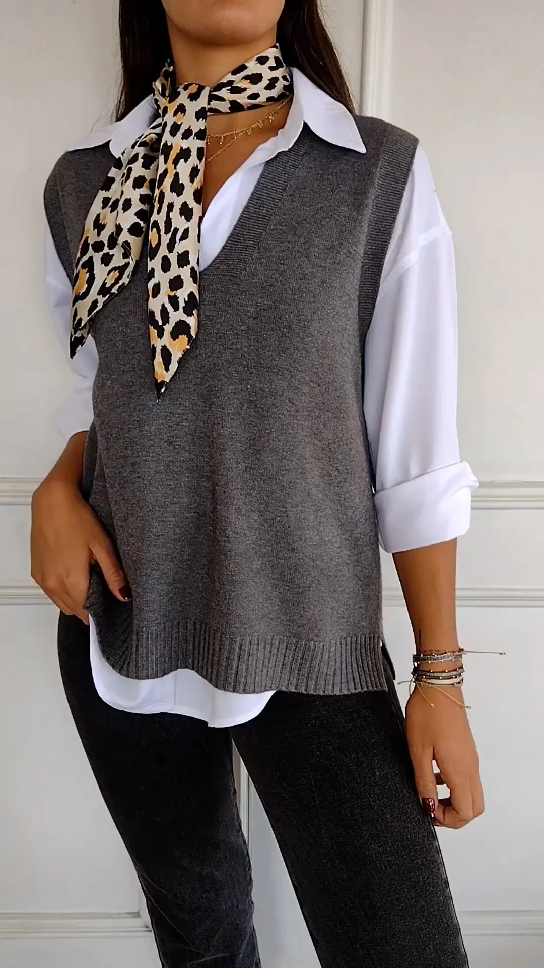 V-neck Knitted Vest